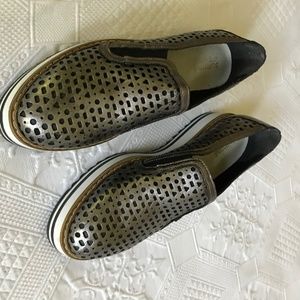 Metallic platform loafers